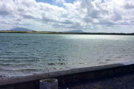 Beautiful Home On Lake Carrowmore 벨물릿 외부 사진